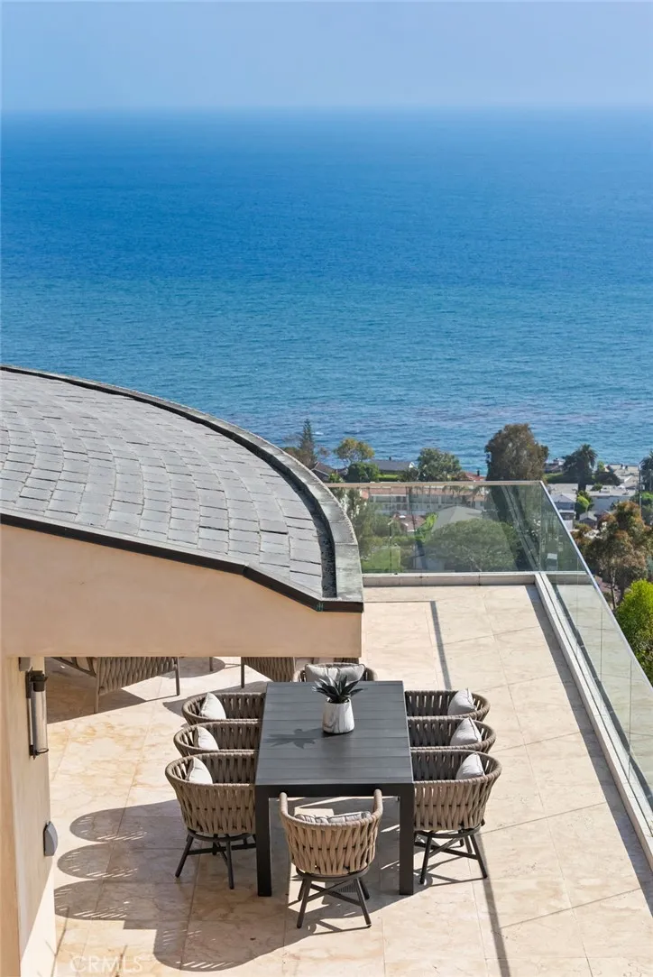 900 Gainsborough Drive, Laguna Beach, California 92651 home-pic-46