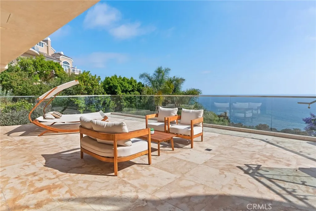 900 Gainsborough Drive, Laguna Beach, California 92651 home-pic-51