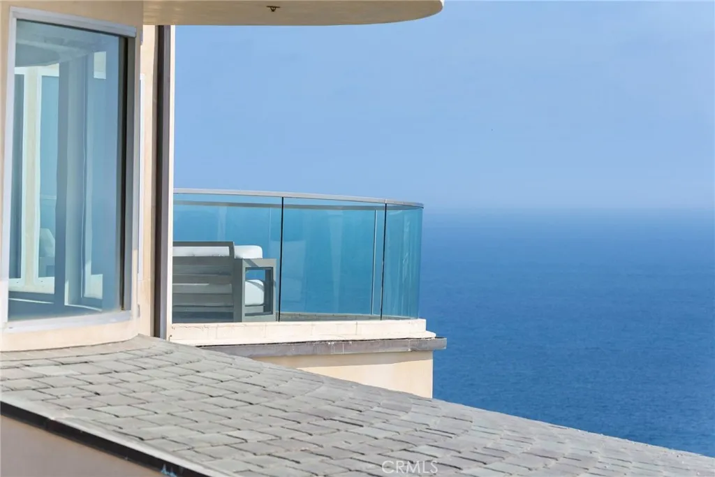 900 Gainsborough Drive, Laguna Beach, California 92651 home-pic-44