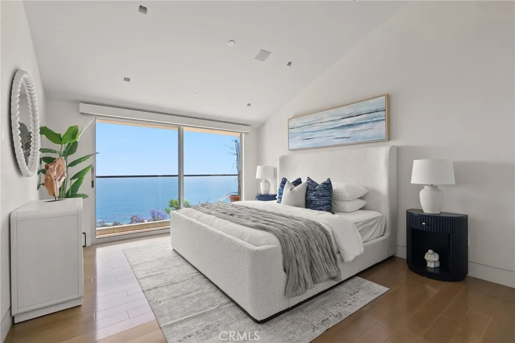 900 Gainsborough Drive, Laguna Beach, California 92651 home-pic-59