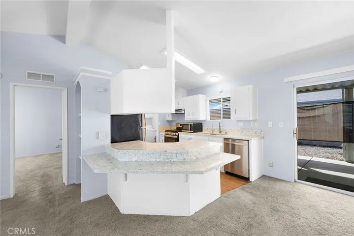 1250 N Kirby, Hemet, California 92546