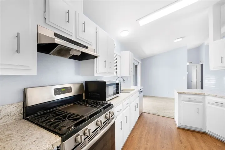 1250 N Kirby, Hemet, California 92546