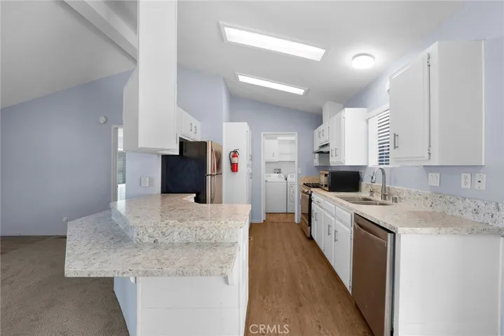 1250 N Kirby, Hemet, California 92546