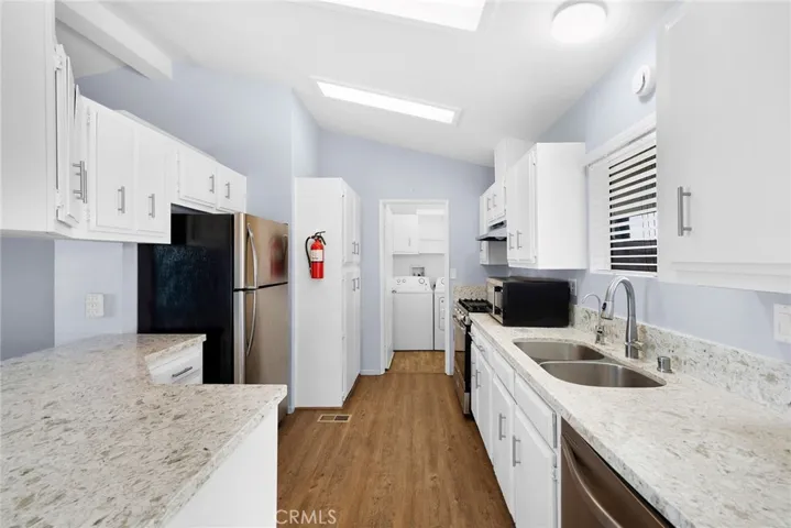 1250 N Kirby, Hemet, California 92546