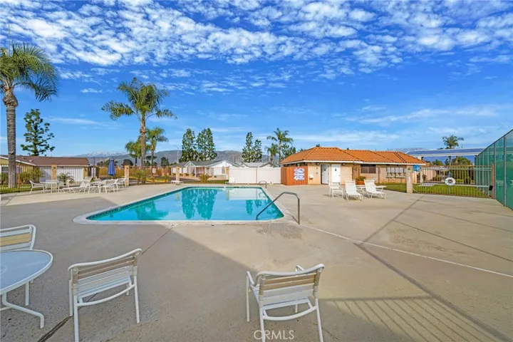 1250 N Kirby, Hemet, California 92546