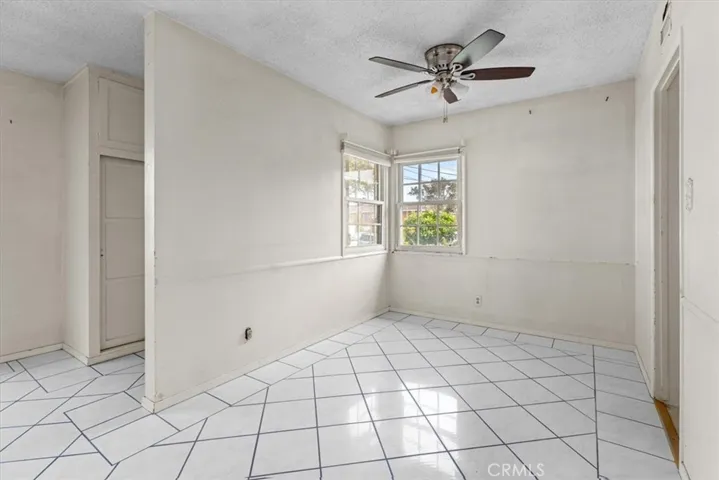 dining area off living/kitchen