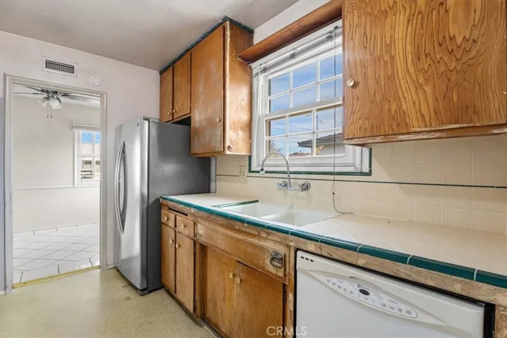 1652 W 182nd Street, Gardena, California 90248