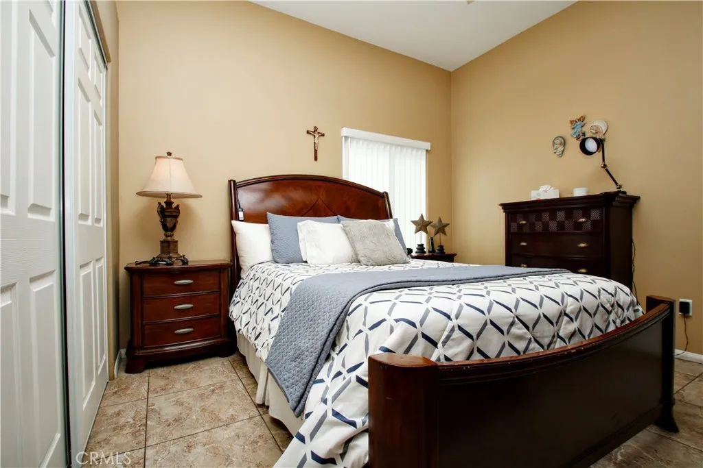 31540 Avenida Del Padre, Cathedral City, California 92234 home-pic-32