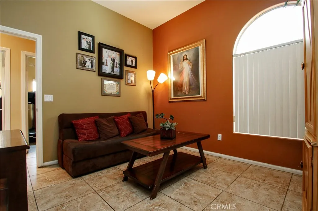31540 Avenida Del Padre, Cathedral City, California 92234 home-pic-23