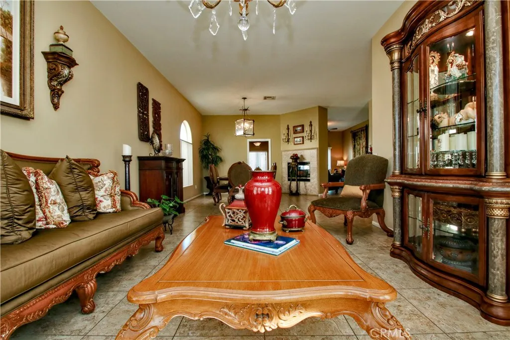 31540 Avenida Del Padre, Cathedral City, California 92234 home-pic-12