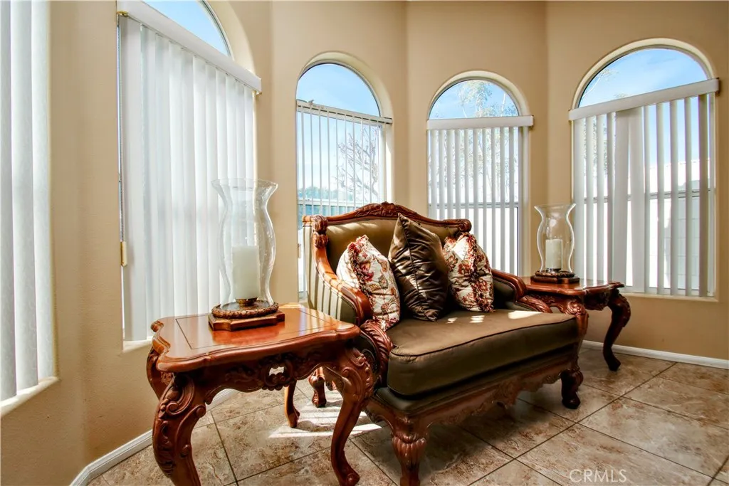 31540 Avenida Del Padre, Cathedral City, California 92234 home-pic-10