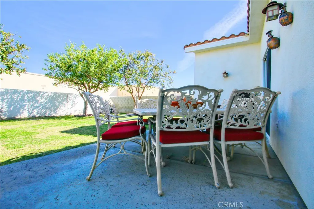 31540 Avenida Del Padre, Cathedral City, California 92234 home-pic-50