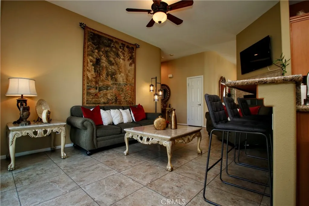 31540 Avenida Del Padre, Cathedral City, California 92234 home-pic-19
