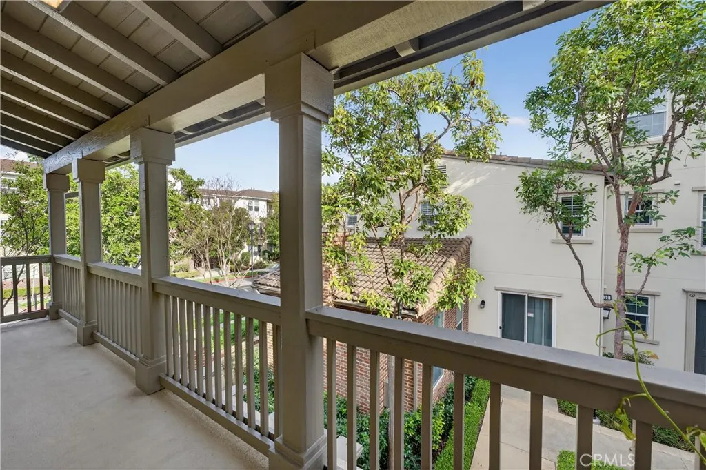 15204 Cambridge Street, Tustin, California 92782 home-pic-15