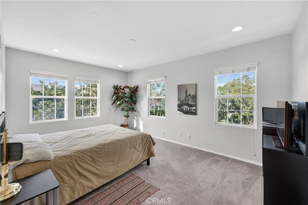 15204 Cambridge Street, Tustin, California 92782 home-pic-11