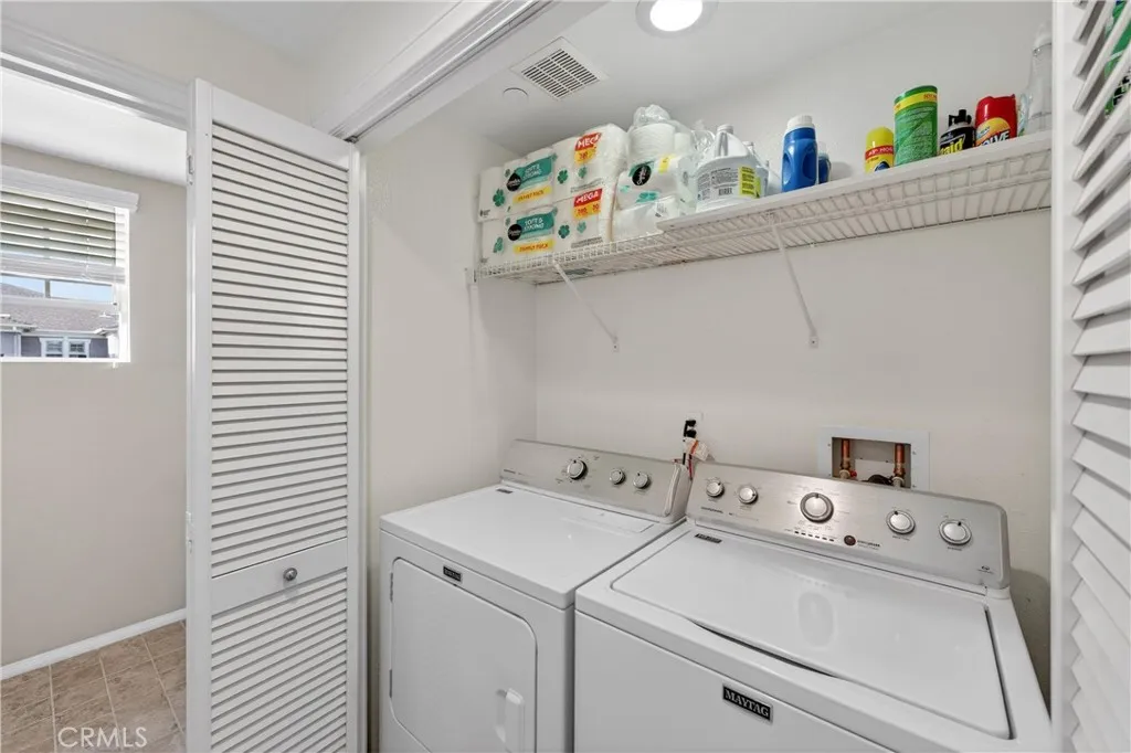 15204 Cambridge Street, Tustin, California 92782 home-pic-9