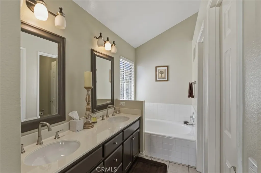 29862 Muledeer Lane, Castaic, California 91384 home-pic-38