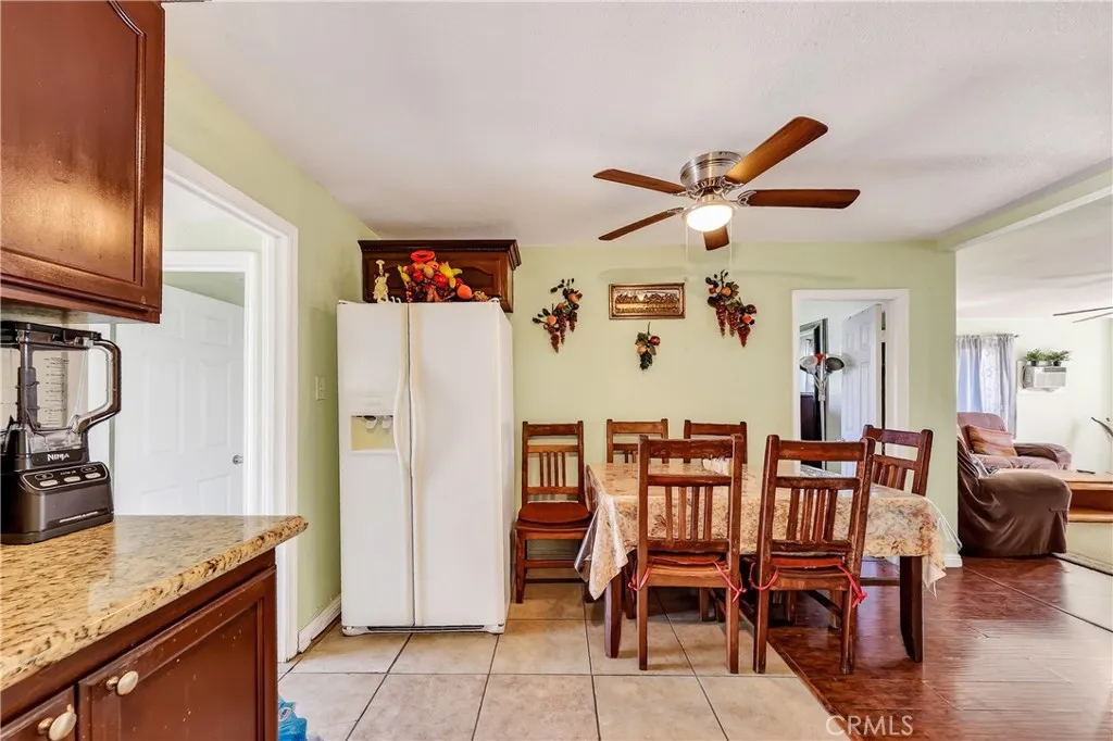 835 E Nocta, Ontario, California 91764 home-pic-17