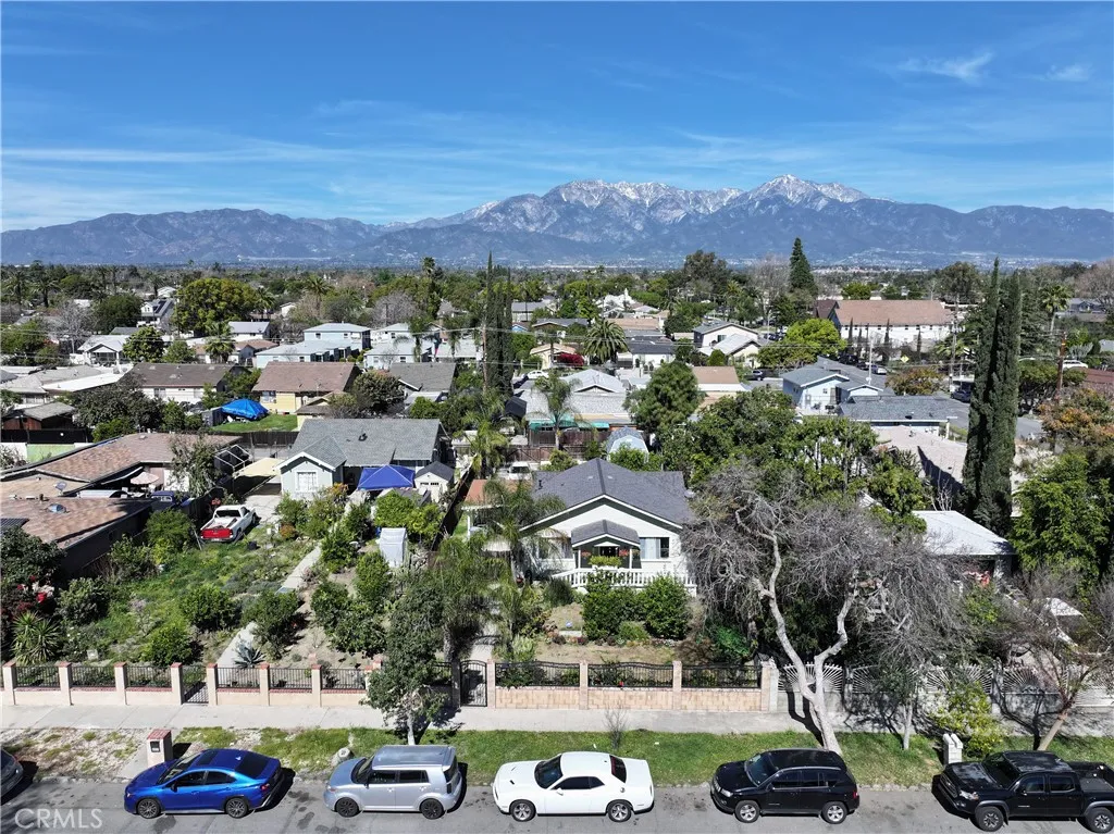 835 E Nocta, Ontario, California 91764 home-pic-37
