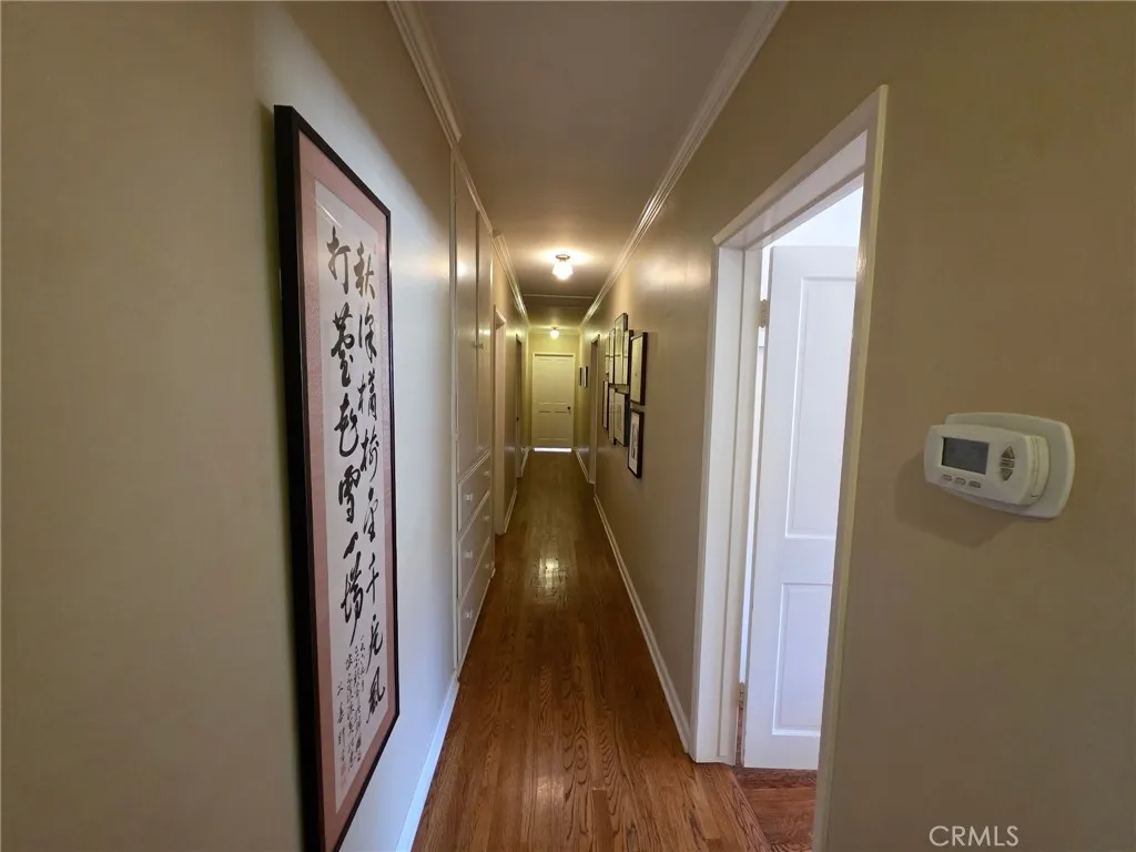 1042 E Tujunga 1, Burbank, California 91501 home-pic-8