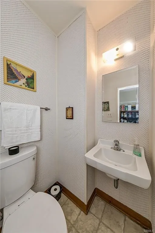 1042 E Tujunga 1, Burbank, California 91501 home-pic-20