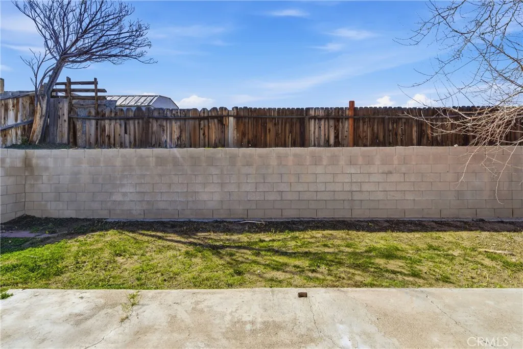 2024 Rushmore Drive, Barstow, California 92311 home-pic-29
