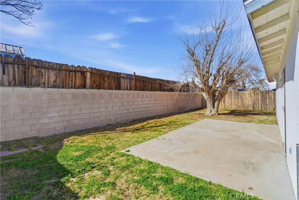 2024 Rushmore Drive, Barstow, California 92311 home-pic-30