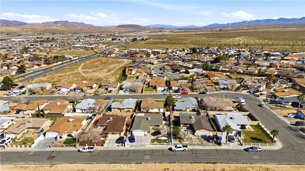 2024 Rushmore Drive, Barstow, California 92311 home-pic-42