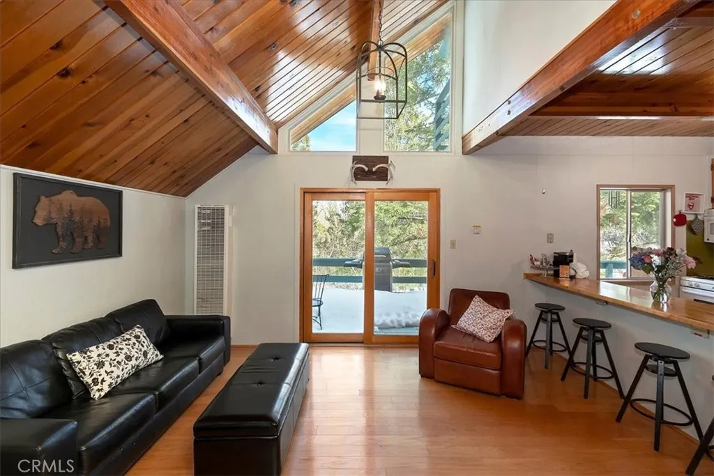 1370 Primrose Court, Big Bear Lake, California 92315 home-pic-5
