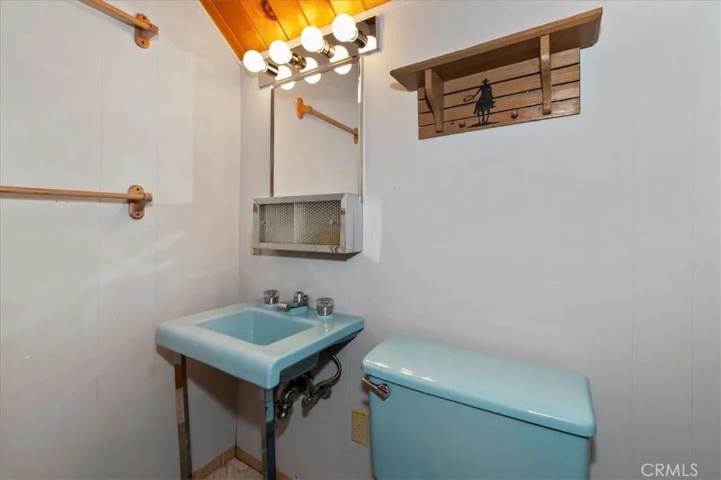 1370 Primrose Court, Big Bear Lake, California 92315 home-pic-23