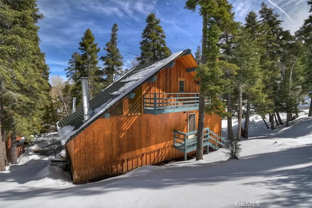 1370 Primrose Court, Big Bear Lake, California 92315 home-pic-33