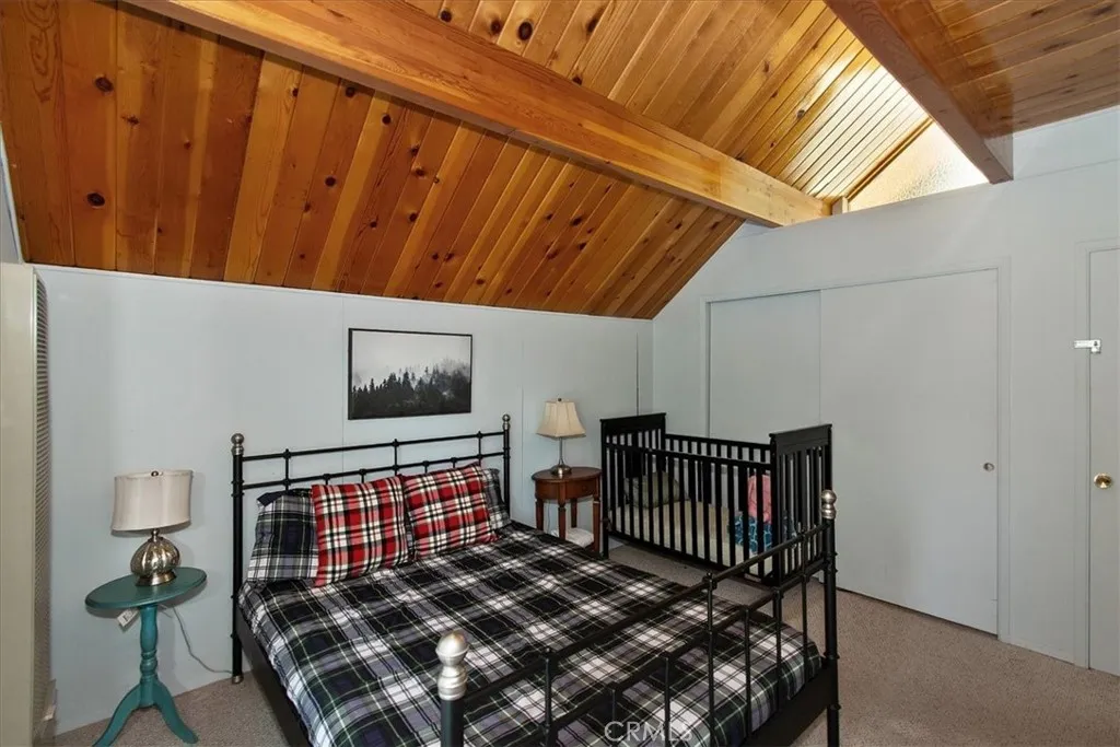 1370 Primrose Court, Big Bear Lake, California 92315 home-pic-17