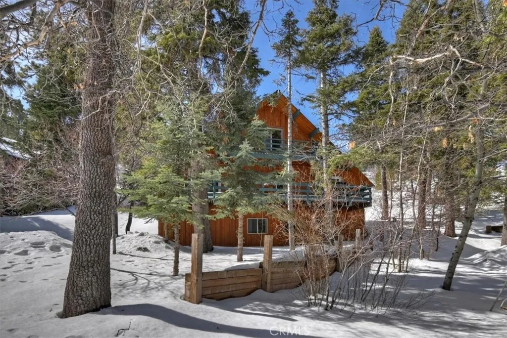 1370 Primrose Court, Big Bear Lake, California 92315 home-pic-32