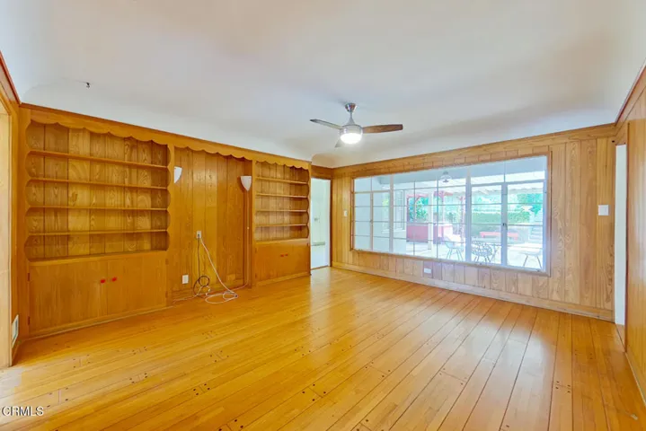 07 Family Room (4)