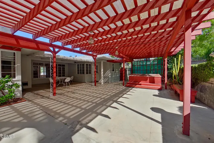 17 Patio (3)