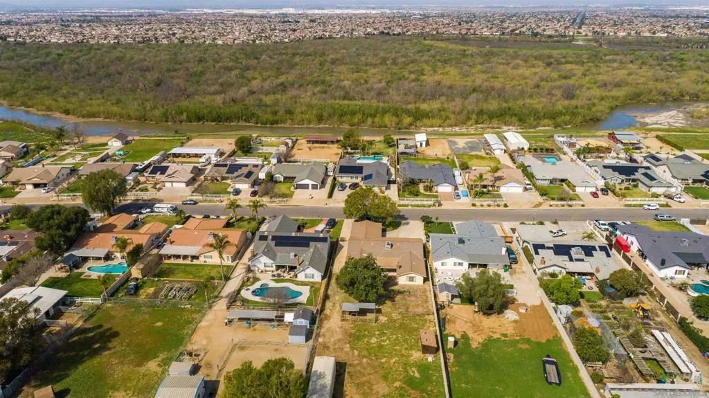 2910 Shadow Canyon Circle, Norco, California 92860 home-pic-36