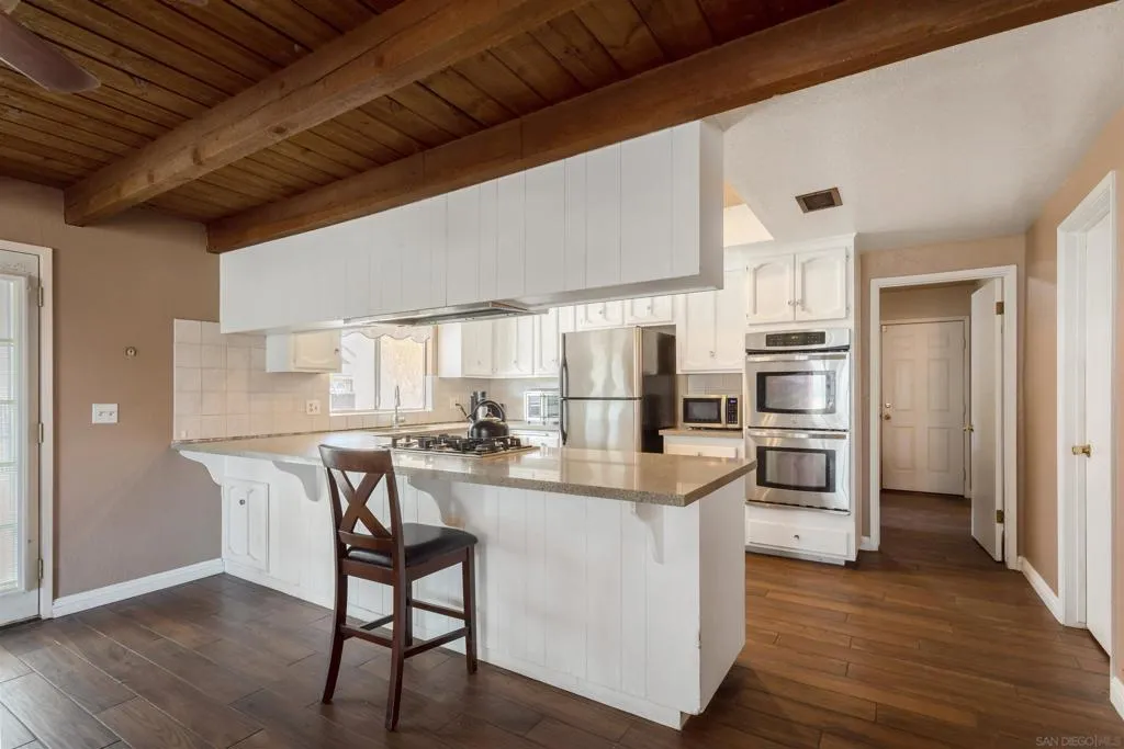 2910 Shadow Canyon Circle, Norco, California 92860 home-pic-9