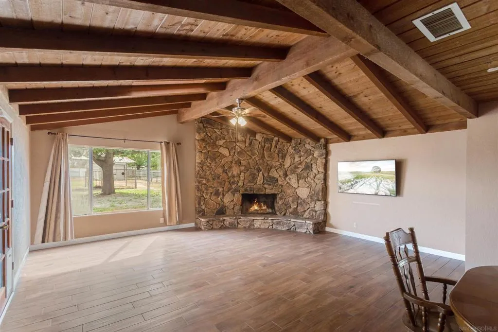 2910 Shadow Canyon Circle, Norco, California 92860 home-pic-6