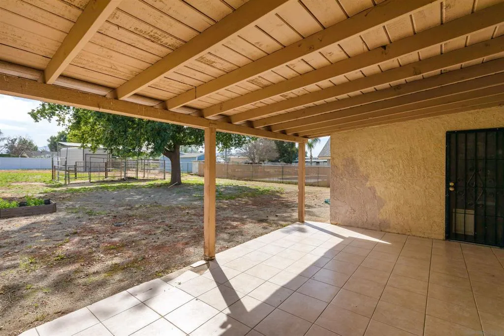 2910 Shadow Canyon Circle, Norco, California 92860 home-pic-26