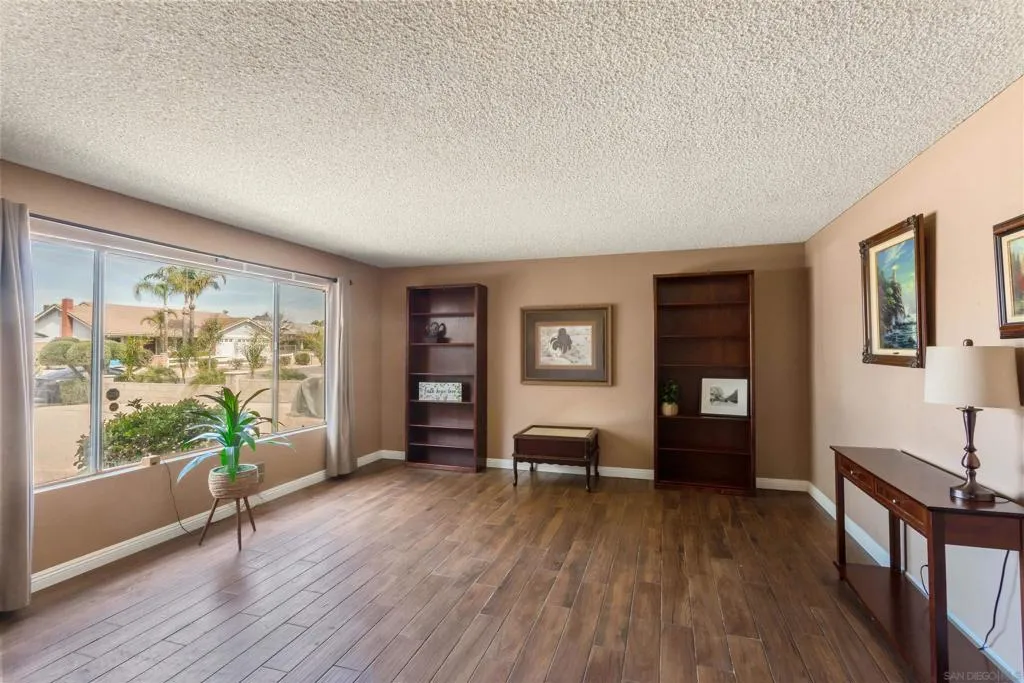 2910 Shadow Canyon Circle, Norco, California 92860 home-pic-2