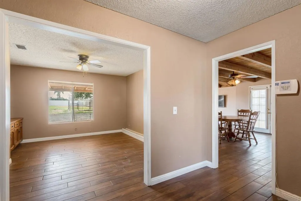 2910 Shadow Canyon Circle, Norco, California 92860 home-pic-4