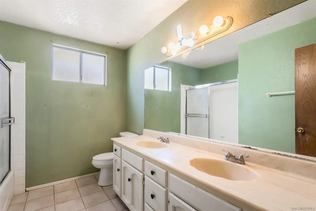 2910 Shadow Canyon Circle, Norco, California 92860 home-pic-23