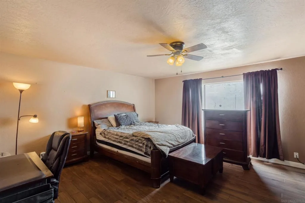 2910 Shadow Canyon Circle, Norco, California 92860 home-pic-16