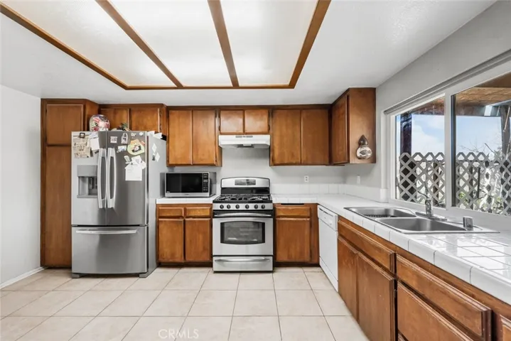 40140 Ridgemist Street, Palmdale, California 93591