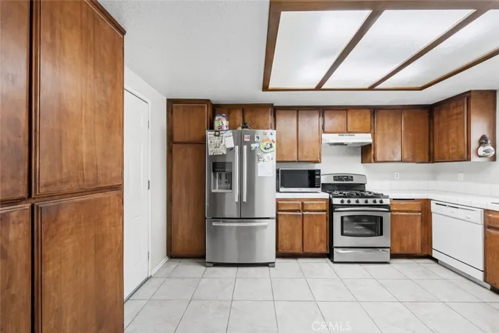 40140 Ridgemist Street, Palmdale, California 93591