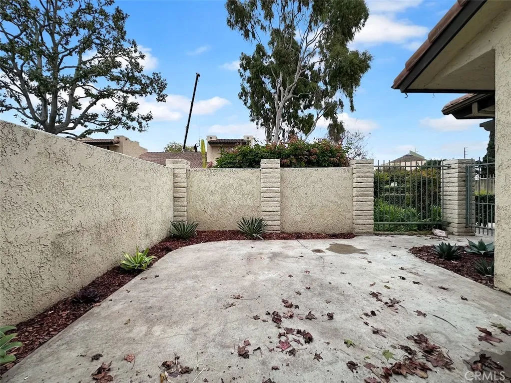9948 Del Rio, Cypress, California 90630 home-pic-27
