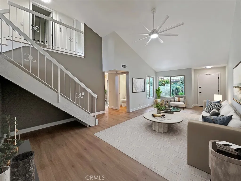 9948 Del Rio, Cypress, California 90630 home-pic-11