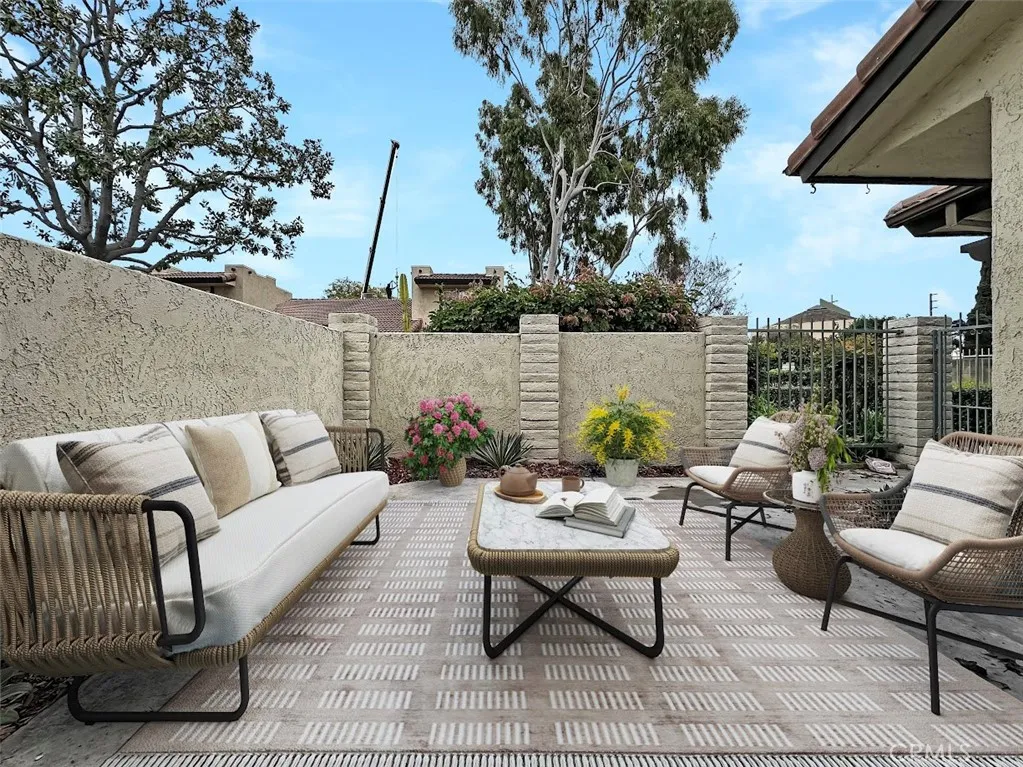 9948 Del Rio, Cypress, California 90630 home-pic-26