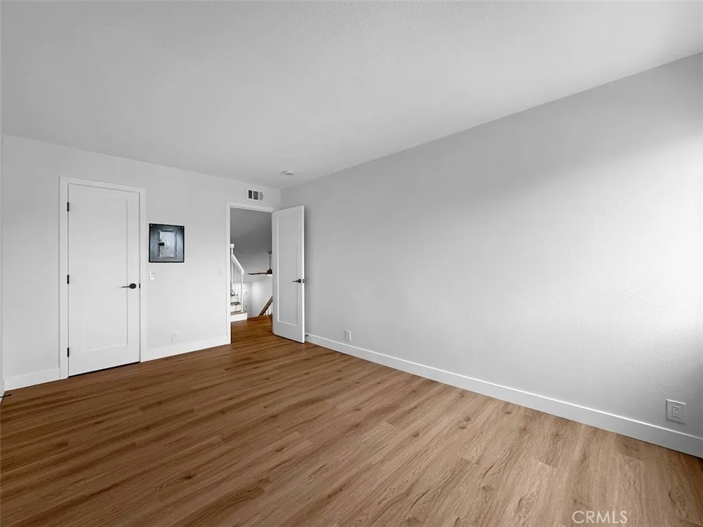 9948 Del Rio, Cypress, California 90630 home-pic-22