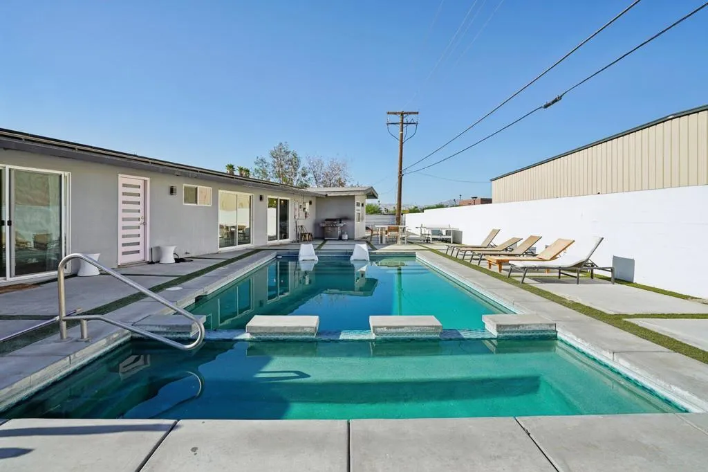 3530 N Eastgate, Palm Springs, California 92262 home-pic-32